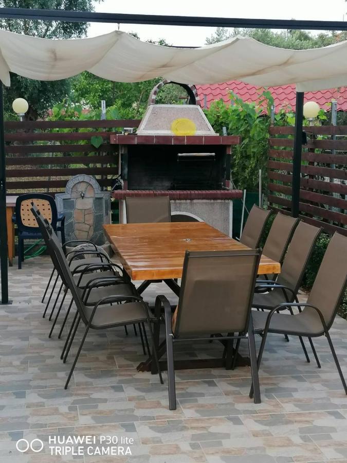 Villa Ibis Thassos 크리시 아모우디아 외부 사진