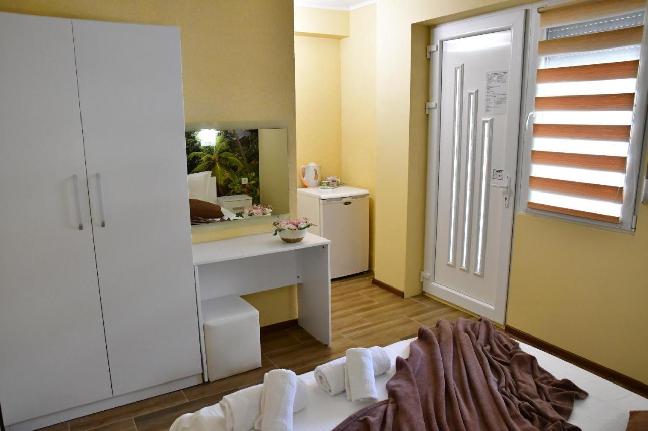 Villa Ibis Thassos 크리시 아모우디아 외부 사진