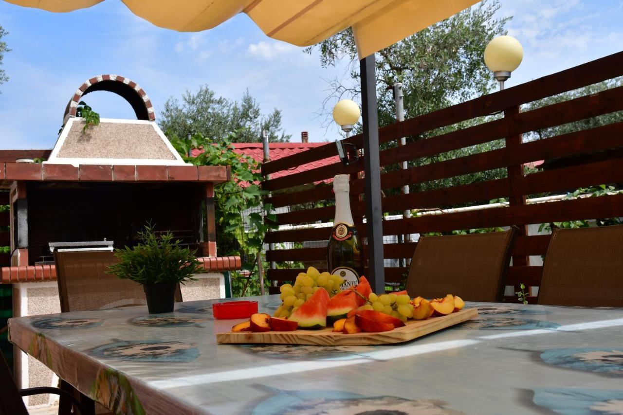 Villa Ibis Thassos 크리시 아모우디아 외부 사진